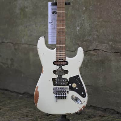 EVH Frankenstein Relic - White image 3