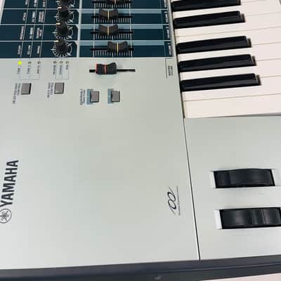 Yamaha Motif XS 7 Production Synthesizer 2000s - Gray