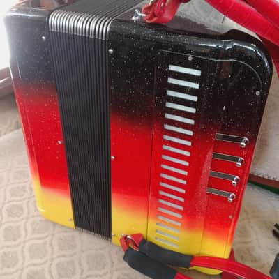 FISART MUSSETINA 4 ROW 4 REG 3 VOICE 96 BASS FRENCH COMPACT ACCORDION + MIDI D# image 8