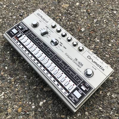 TR-606 Vint Analog Drum Machine 80’s