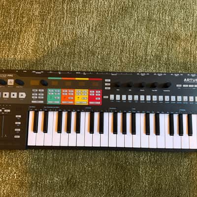 Arturia KeyStep Pro 37-Key MIDI Controller 2020 - 2021 - Black image 1