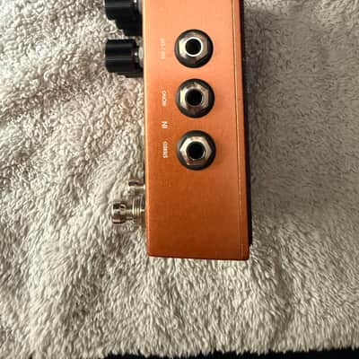 Walrus Audio Monumental Stereo Harmonic Tap Tremolo 2024 - Present - Orange image 3