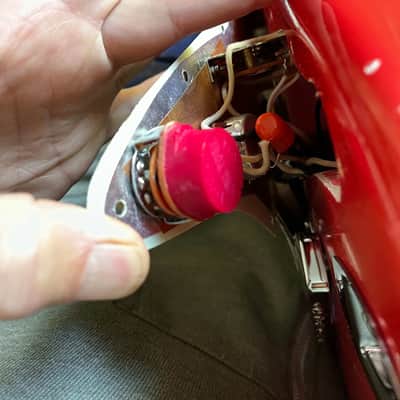 MJT VTS Stratocaster in Coral Red with CS body, Fender Vintage Noiseless Pickups and All Parts neck. Stratocaster 2018 onwards - Custom Relic image 23