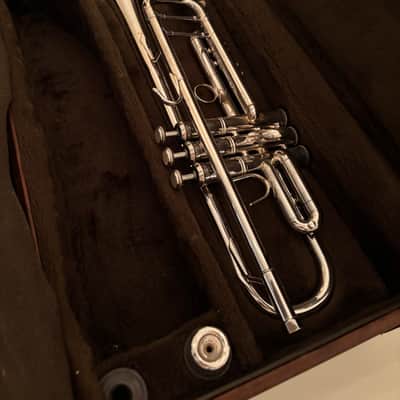 Bach Stradivarius 1982/83 - silver image 2