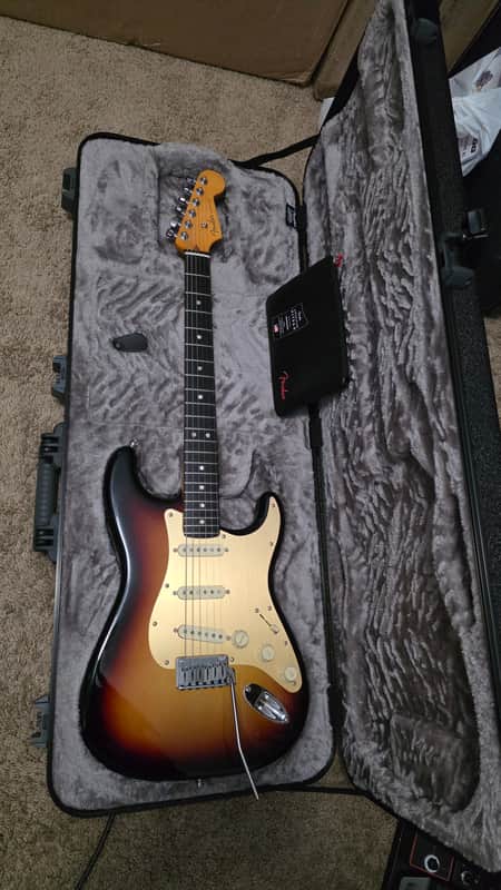 Fender American Ultra II Stratocaster with Ebony Fretboard 2024 - Present - Ultraburst