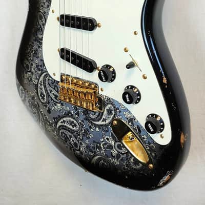 Fender Custom Shop 1957 Stratocaster, Time Machine Series, Heavy Relic, Gold Hardware, Black Paisley, w/HSC image 5