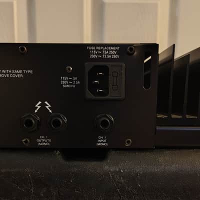 Rocktron Velocity 250 Mono/Stereo Power amplifier image 7