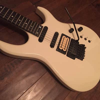Carvin DC135 w/ Carvin/Kahler Floyd Rose + More! 1993 Antique White Kiesel image 2