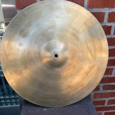 Zildjian Avedis 1970 Vintage 20” Ride image 3
