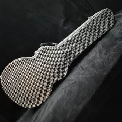 Xaviere PRO550 2020's - Sunburst image 9