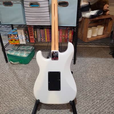 Fender Player Stratocaster Floyd Rose HSS image 2