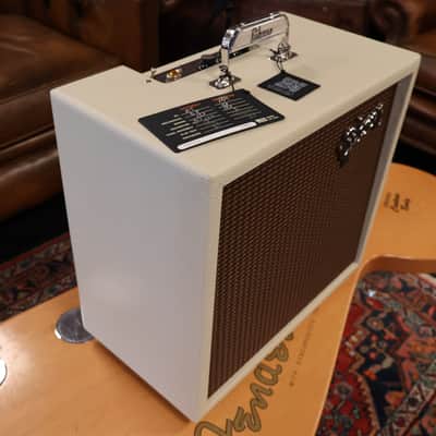 Gibson Falcon 5 Combo 1X10 Cream Bronco Oxblood Grille image 5