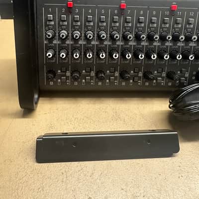 Zoom LiveTrak L-20R Rackmount Digital Mixer / Recorder 2010s - Grey / Blue image 2