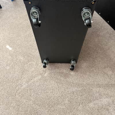 Brand New Marshall 1960AV Vintage 280-Watt 4x12" Angled Guitar Speaker Cabinet 1990 - Present - Black image 7