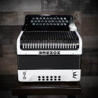Hohner Corona C-II FBbEb - White Rainbow (C-II FBBEB WHRB) image 2