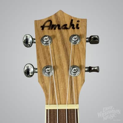 Amahi UK880C Concert Ukulele, Quilted Ash image 7