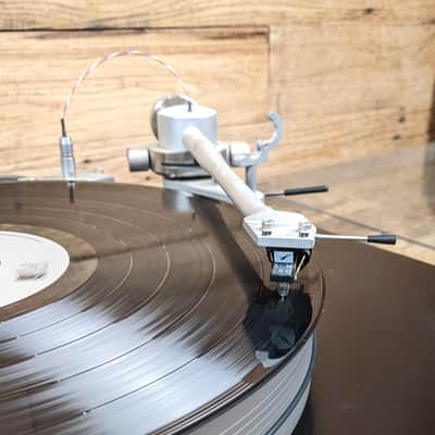 VPI Aries Scout Turntable w/ Sumiko Blackbird Cartridge Local Pick Up in Milwaukee, WI image 3