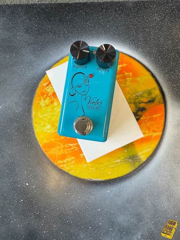 Red delay violet sisters seven Witch Red ギター Witch Sweetwater | Pedal Delay Modulated Violetta Sisters Seven ギター