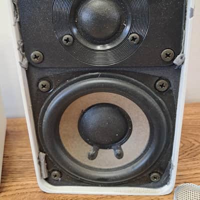 Optimus White Metal Cabinet Pro X44AV Bookshelf Speakers 90s image 4