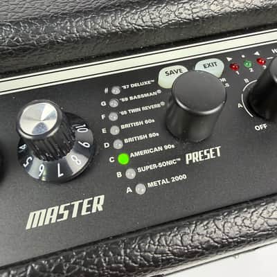 Fender Mustang I V.2 2015 - Black with silver/gray cloth image 12