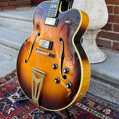 Vintage 1969 Gibson Super 400CES Carved Archtop~Jazz Box Hollow Body Electric Guitar~Sunburst~Dual Patent Sticker Humbucking Pickups w/OHSC~A Superb Instrument in Excellent Condition! ~NEW REDUCED PRICE~ image 4