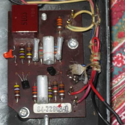 used vintage 1970s (Ser # 1972574) Thomas Organ Cry-Baby Wah, model 95-910511, has orig TDK 5103, + battery (pot is NOT scratchy, works fine) battery clip was repaired, original foam padding for battery compartment area replaced, + extra rubber feet image 19
