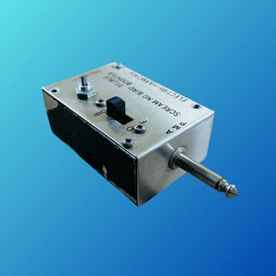 Electro-Harmonix Screaming Bird Treble Booster image 4