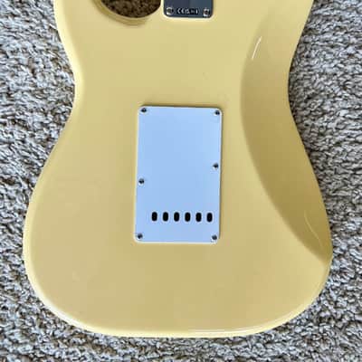 Mint Fender Yngwie Malmsteen Stratocaster White Electric Guitar, Scalloped board image 7