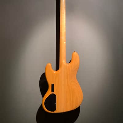 Alembic CLB4 Custom Bass - Jazz Style 2004 Natural Walnut/Ash image 3
