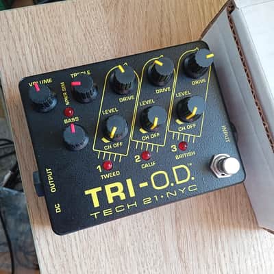 Discontinued : Tech 21 Tri-O.D. three drives in one image 2