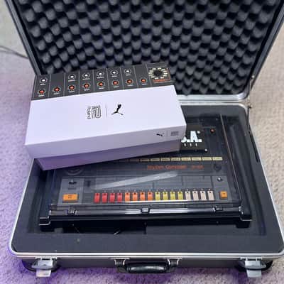 Roland TR-808 Collector’s Bundle image 22