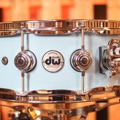 DW 5.5x14 Collector's Maple Solid Sky Blue Super Solid Snare Drum - SO#1288932 image 2