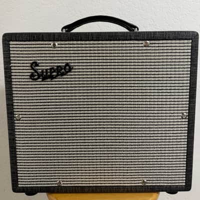 Supro 1600 Supreme 1x10 Combo