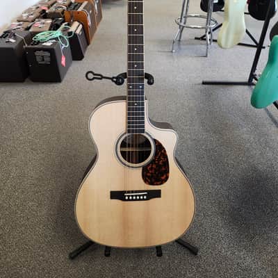 New 2025 Larrivee OMV-40R Acoustic Guitar - Natural Satin with Hardshell Case image 2