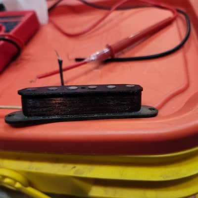 FENDER STRATOCASTER PICKUP 1982 grey bottom, rewound, meter reads 6.64 image 3