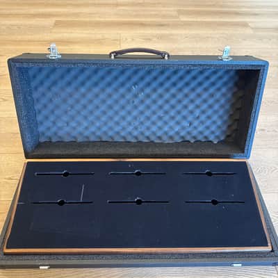 Creation Music Company Heritage Series 32x12 Pedalboard with Hard Black Tweed Case image 19