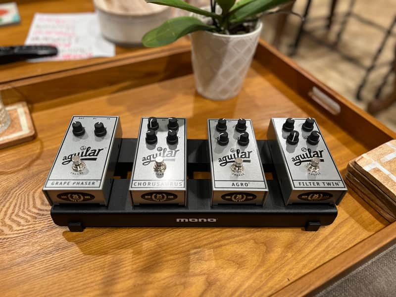 Mono PFX-PB-LT-BLK Pedalboard Lite