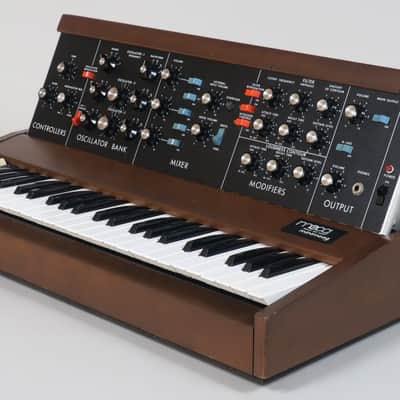 Moog Minimoog Model D (1979) + operation manual + poster + S-trig cable (serviced) image 6