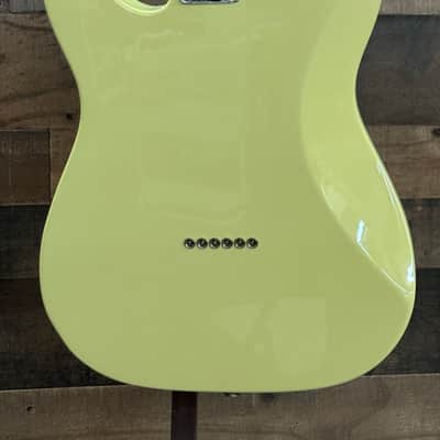 Fender Player II Telecaster HH Guitar - Hialeah Yellow image 3