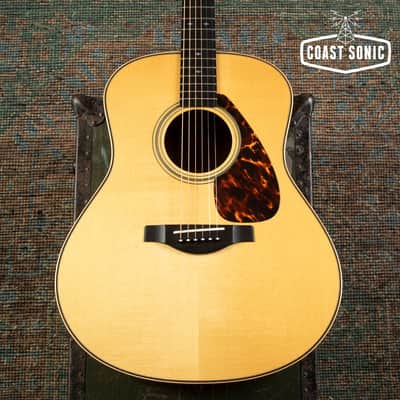 2008 Yamaha Custom Shop LL-26 ARE Acoustic Guitar made in Japan with hard case image 5
