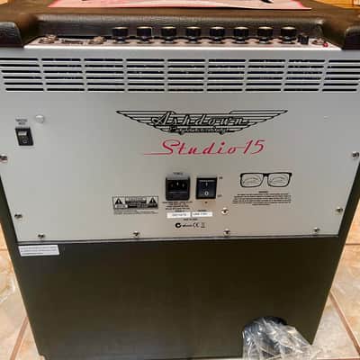 Ashdown Studio 15 Bass Combo Amp (1 x 15" 300-Watt) image 2