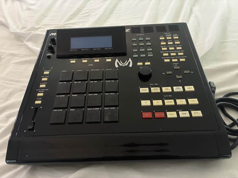Akai MPC 3000 1993 - Forat Custom image 1
