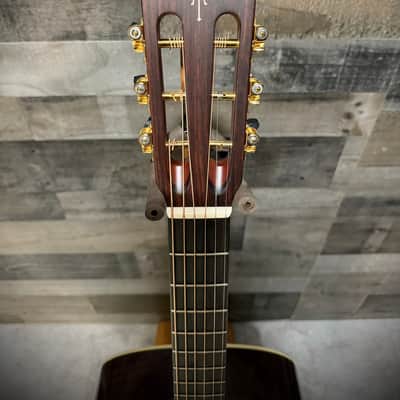 Alvarez Yairi Masterworks DYMR70 Sunburst 12th-Fret Slope Shoulder Dreadnought B-Stock (DYMR70_Sunburst) image 8