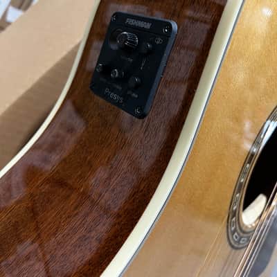 Washburn D10SCE Dreadnought Acoustic - Electric Guitar - Natural image 2