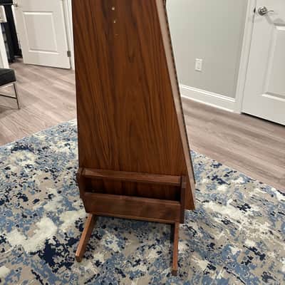 Acoustic Remedy ClimaCase - Triangle Floor Case with UV Filtering Glass 2015 - Walnut image 7