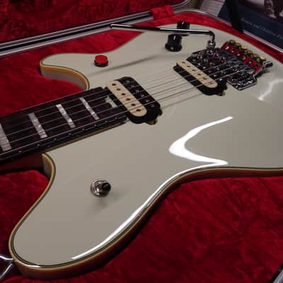 EVH MIJ Series EVH Edward Signature Wolfgang 2024-MINT -Brass tuners- Ivory image 20