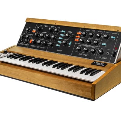 Moog Minimoog Model D Bob Moog Tribute Edition + Free SR Moog SoftCase image 5