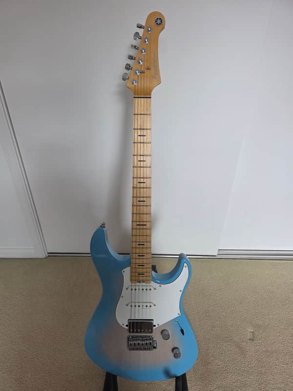 Yamaha PACP12M Pacifica Professional