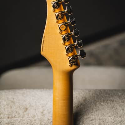 Suhr Classic S Dealer Select Limited Run - Gold w/White Pearl Pickguard, Match Painted Headstock, Gold Hardware & SSCII System image 6