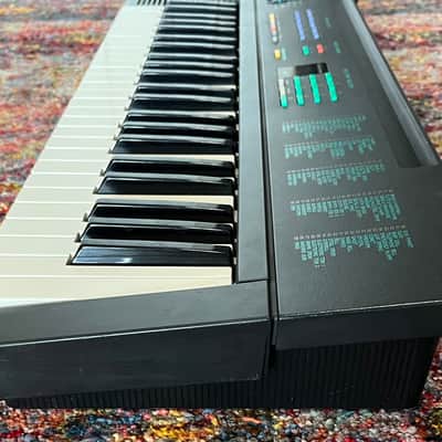 Yamaha PSR-6 Portable Keyboard image 4